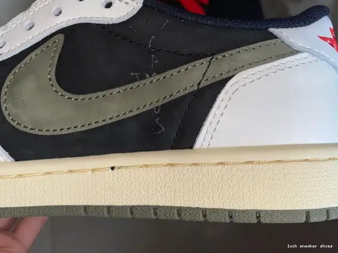Rep LUCY 1 Air x Low DZ4137-106 Olive OG Travis Scott Jordan WMNS 0601